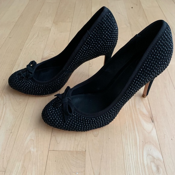 Beautiful Tory Burch High Heels Shoes - Picture 4 of 9